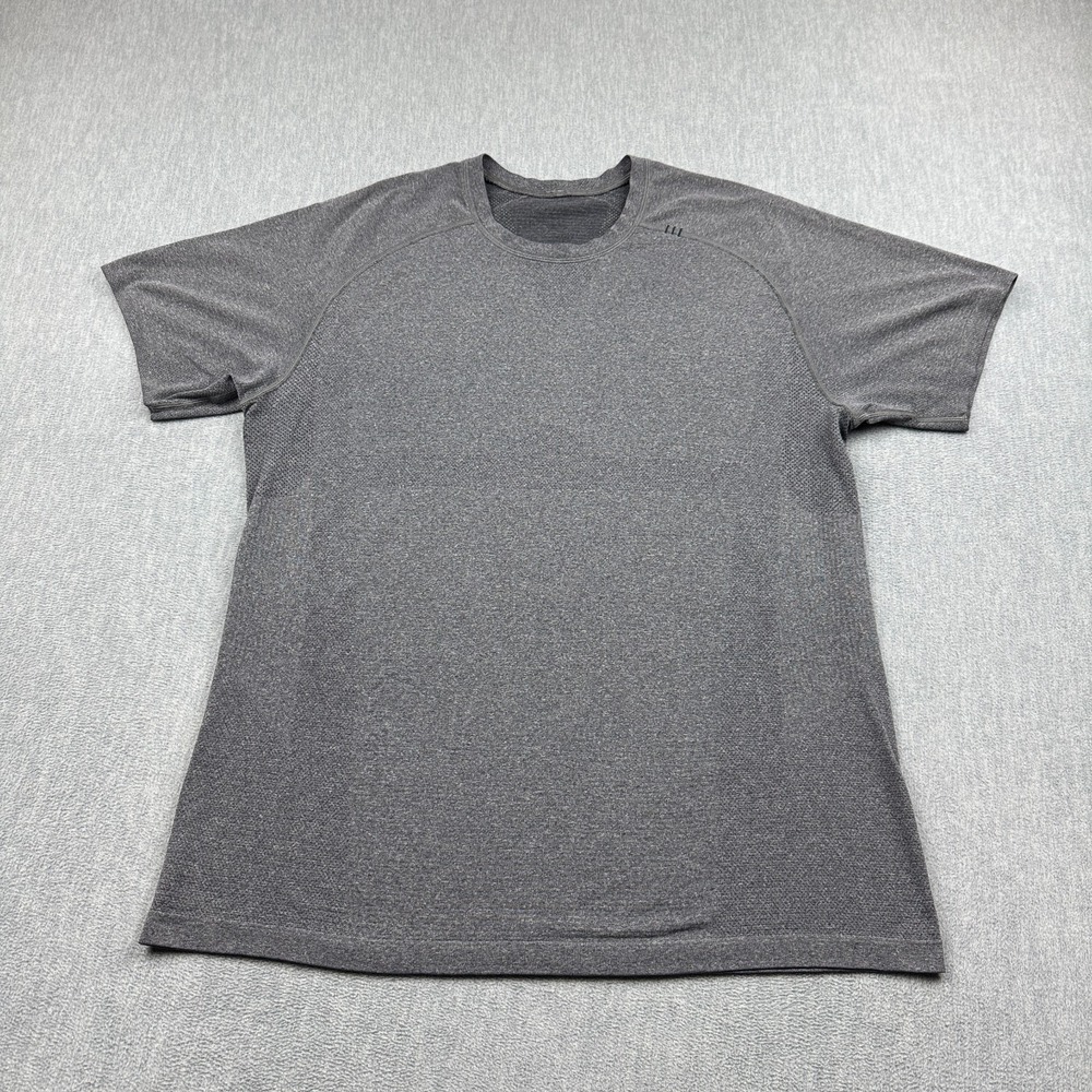 Lululemon Shirt Mens Large Gray Metal Vent Tech Performance Stretch Gym Workout